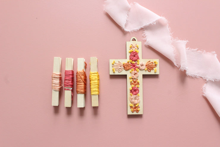 WOOD EMBROIDERY EASTER TAG/ORNAMENT - CROSS