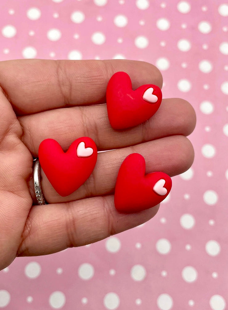 PUFFY HEART MAGNETIC NEEDLE MINDER