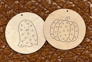 5" WOOD EMBROIDERY - CUTE GHOST
